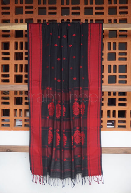 Black and red Sausar cotton saree - Niram Neela