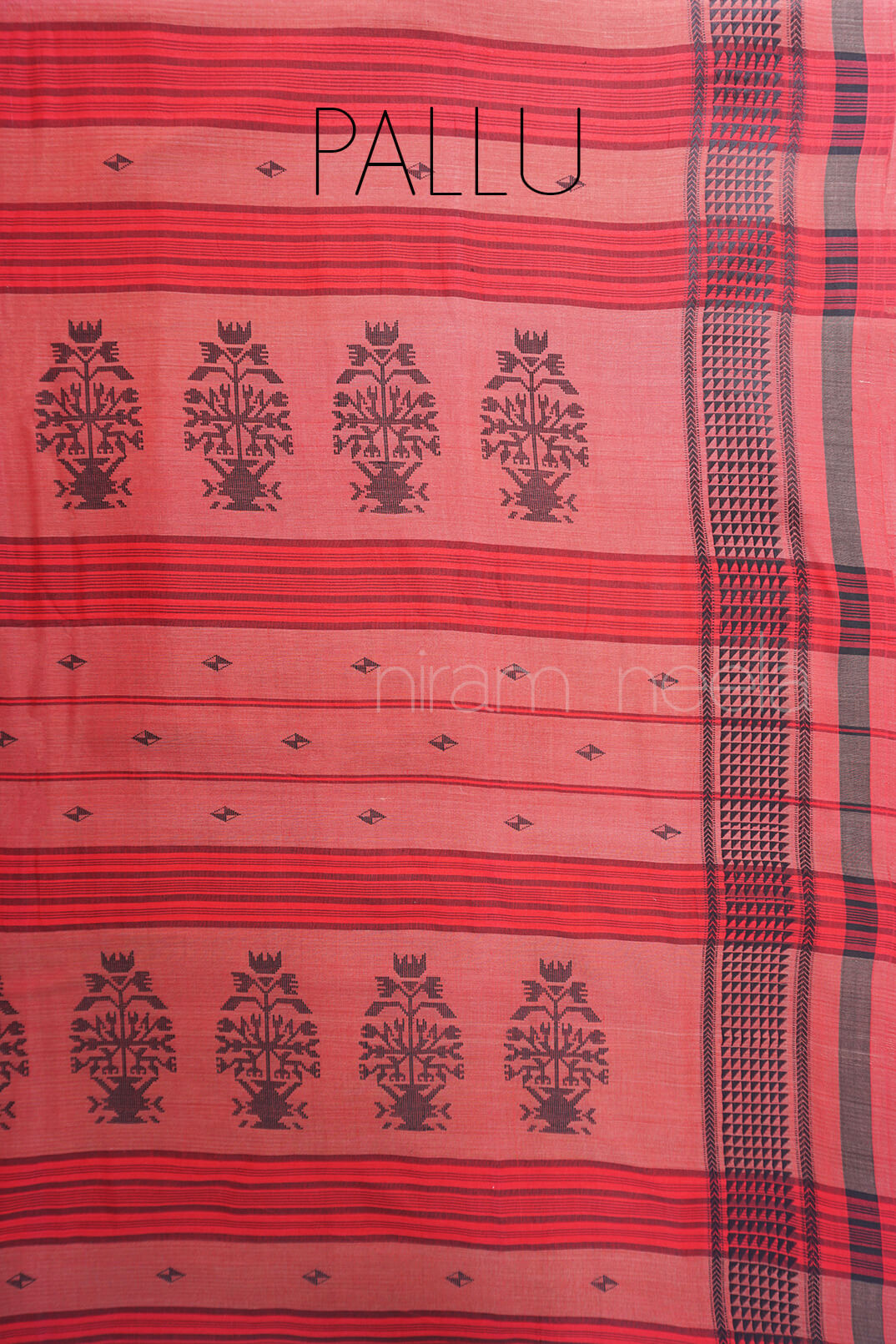 Red and black Sausar cotton saree - Niram Neela