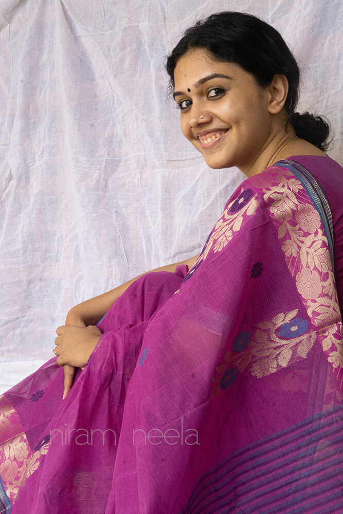 Magenta tangail cotton saree- - Niram Neela