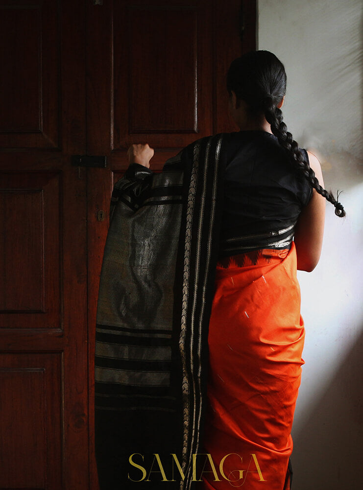 Orange & black Gadwal silk saree - Niram Neela